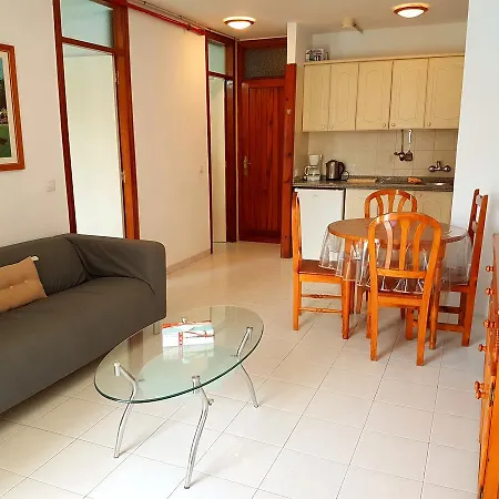 Torres De Yomely Apartment *