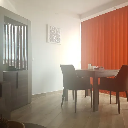Torres De Yomely Apartment *
